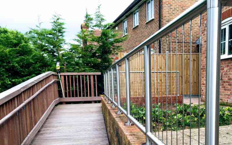 Vertical wire railing balustrade stainless steel